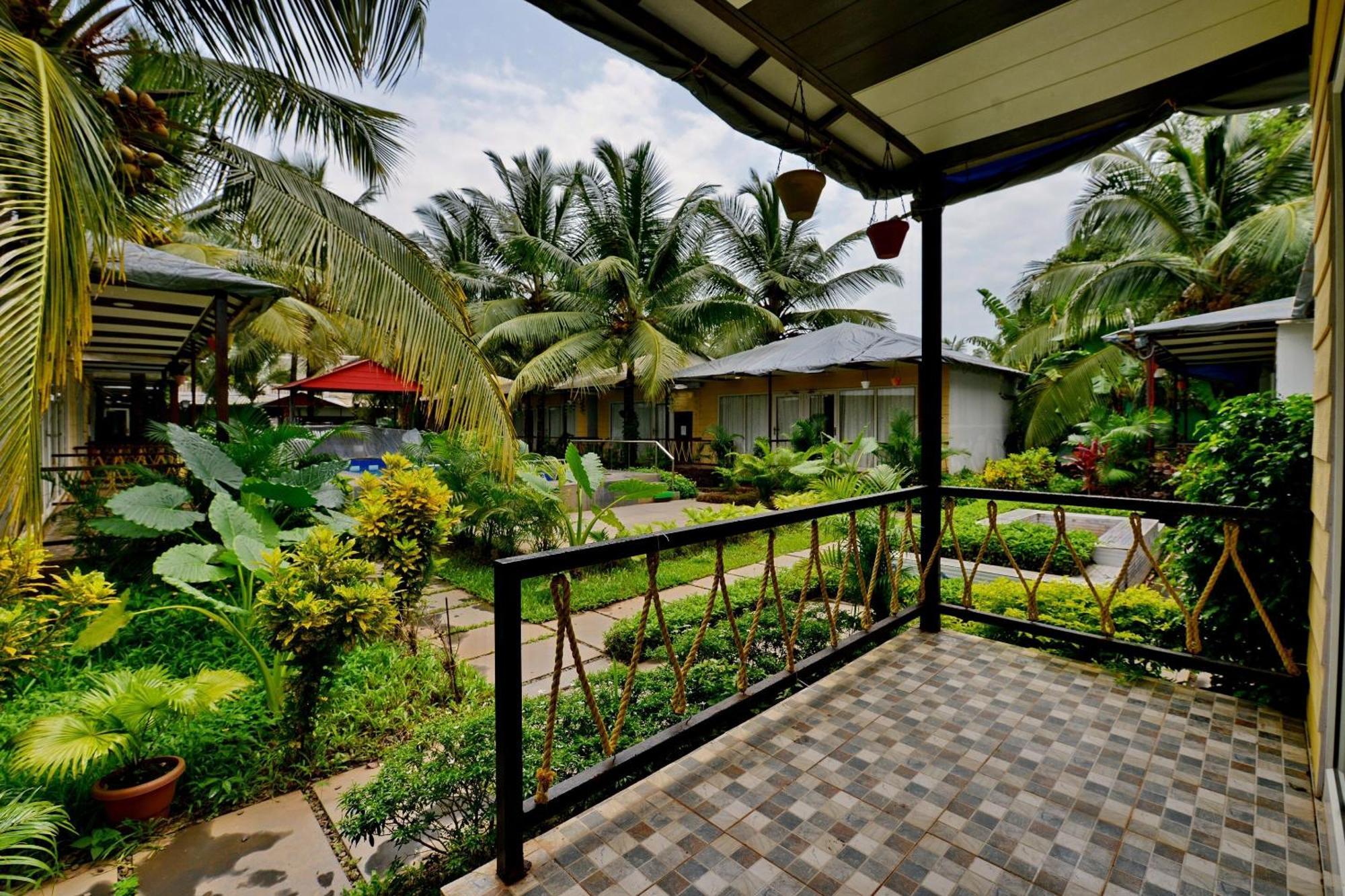 Collection O Retreat Morjim Resort Luaran gambar