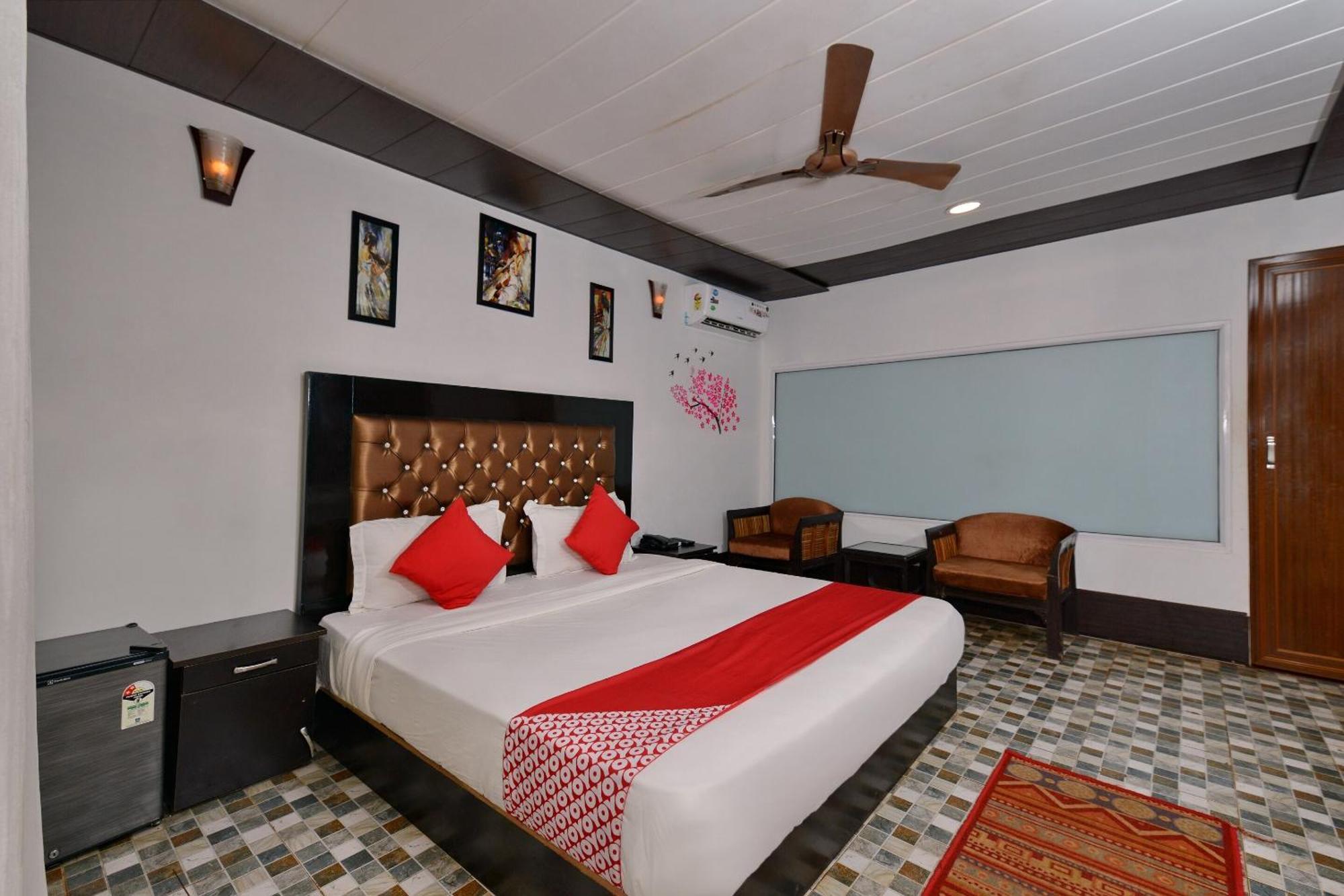 Collection O Retreat Morjim Resort Luaran gambar