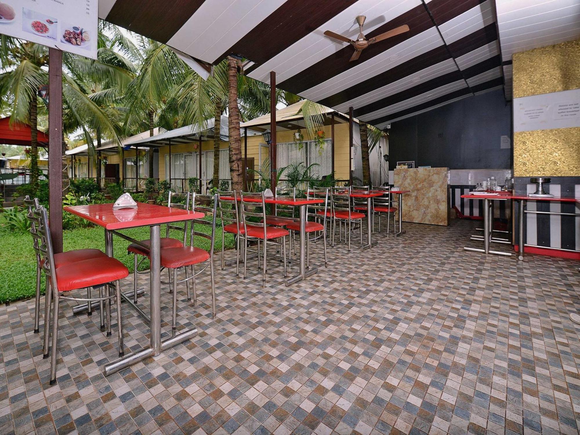 Collection O Retreat Morjim Resort Luaran gambar
