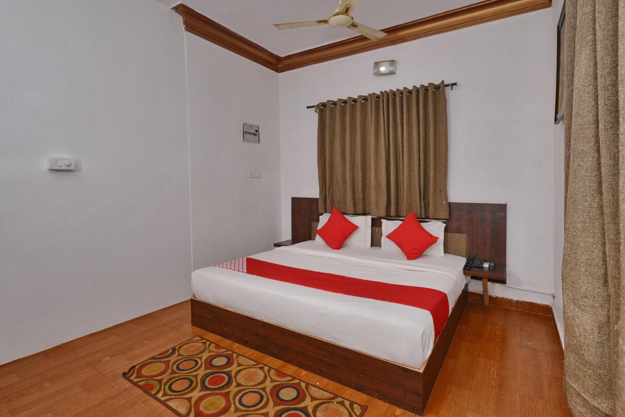 Collection O Retreat Morjim Resort Luaran gambar