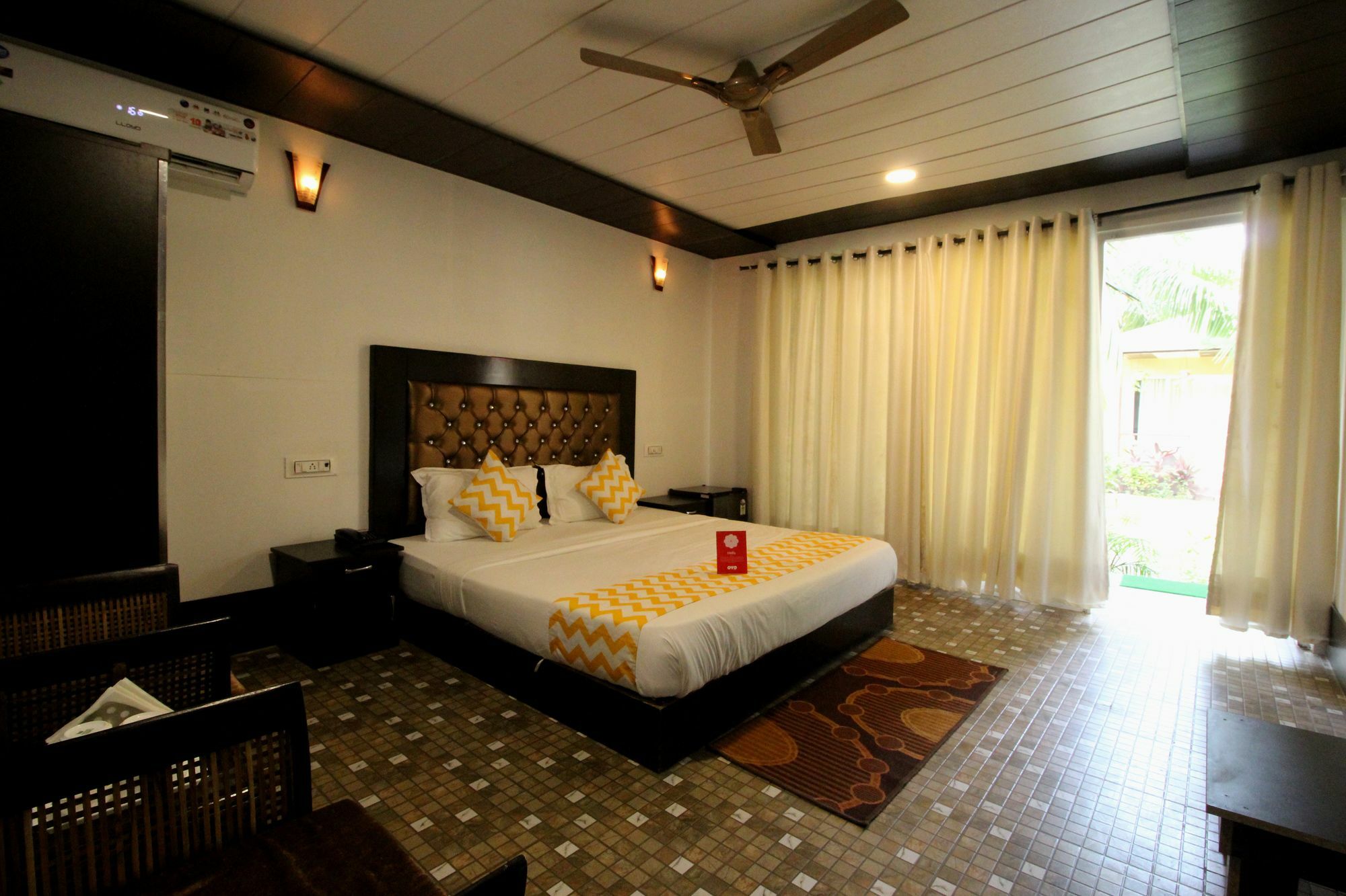 Collection O Retreat Morjim Resort Luaran gambar